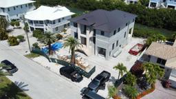 Picture of 230 15Th Circle, Key Colony, FL 33051
