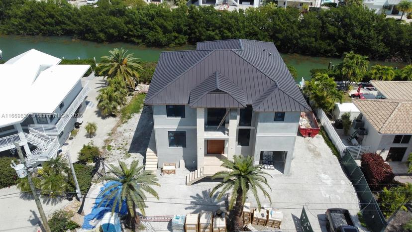 Picture of 230 15Th Circle, Key Colony FL 33051