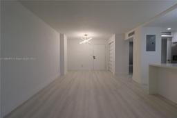 Picture of 210 172Nd St # 332, Sunny Isles Beach, FL 33160