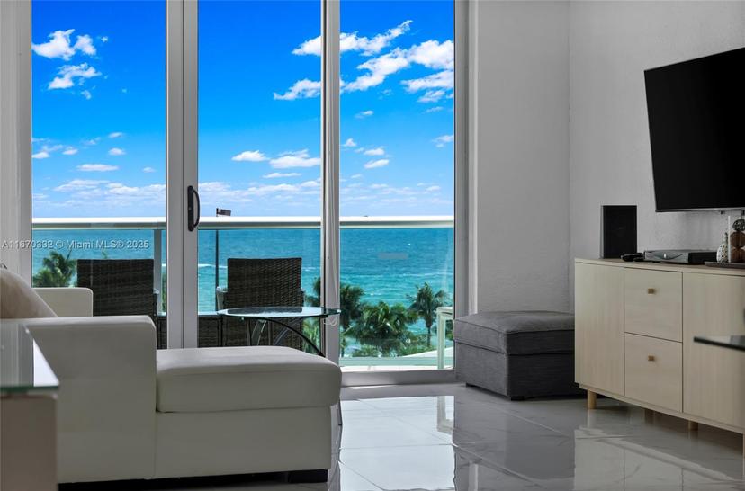 Picture of 3901 S Ocean Dr # 6Y, Hollywood FL 33019