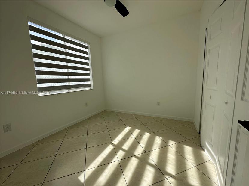 Picture of 2447 SE 14Th Ave # 376, Homestead FL 33035