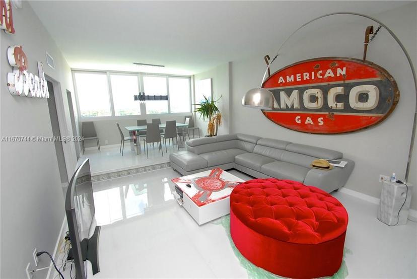 Picture of 800 West Ave, Miami Beach FL 33139