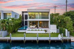 Picture of 1081 W 48Th St, Miami Beach, FL 33140