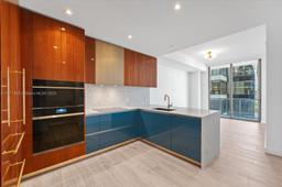 Picture of 2678 Tigertail Ave # 909, Miami, FL 33133