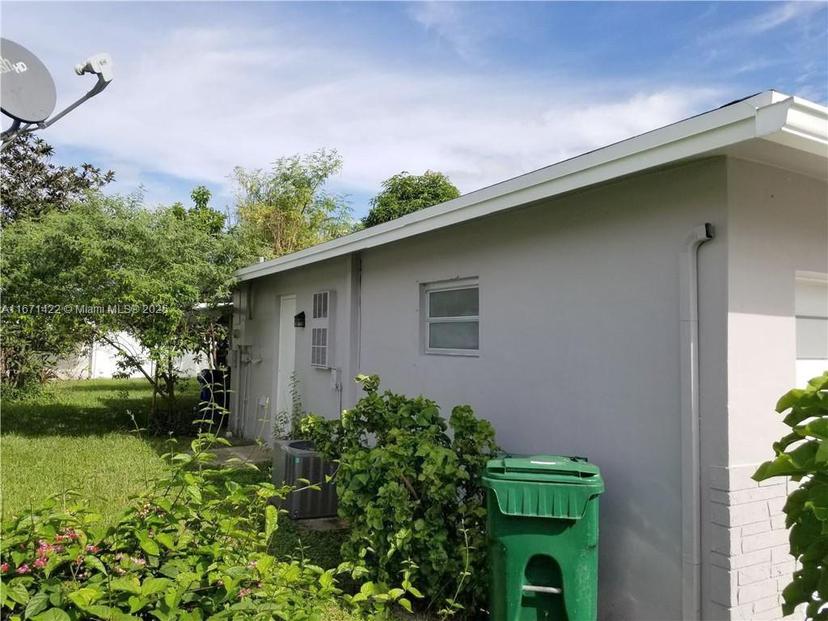 Picture of 1170 NW 72Nd Ter, Margate FL 33063