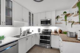 Picture of 1070 NE 143Rd St, North Miami, FL 33161
