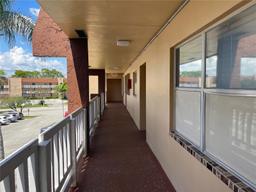 Picture of 9300 Sunrise Lakes Blvd # 303, Sunrise, FL 33322