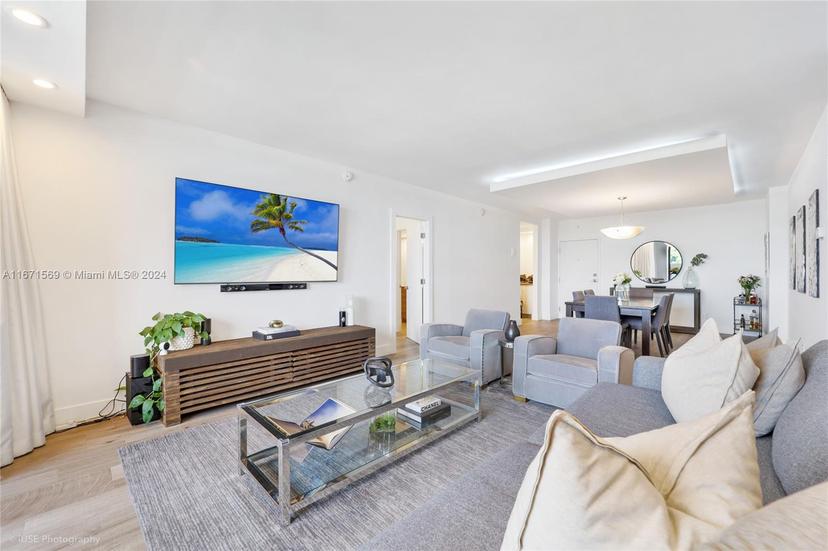 Picture of 90 Edgewater Dr # 1015, Coral Gables FL 33133