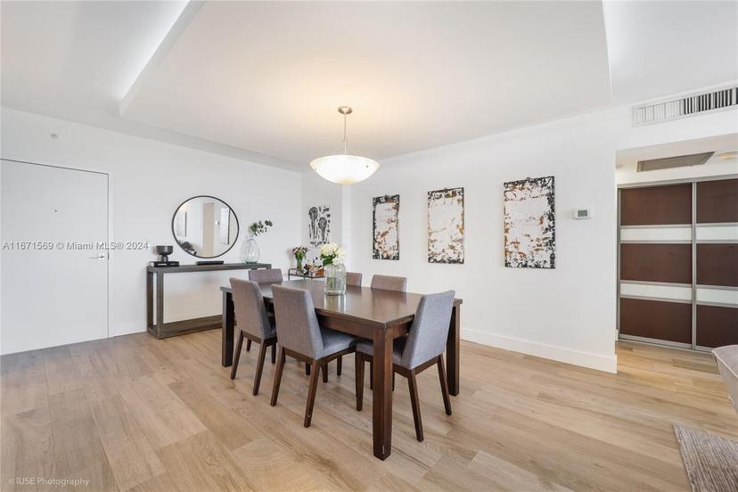 Picture of 90 Edgewater Dr # 1015, Coral Gables FL 33133