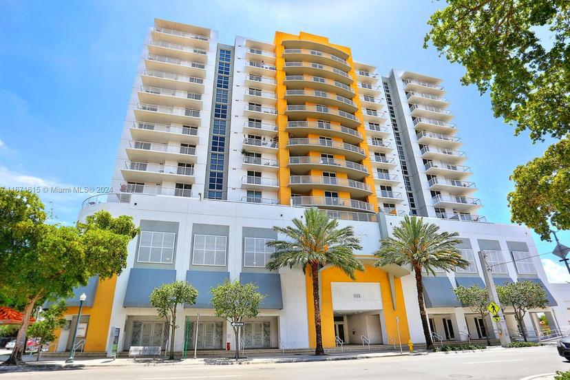 Picture of 900 SW 8Th St # 1110, Miami FL 33130