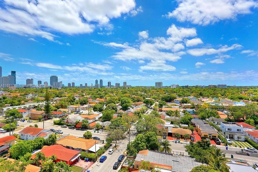 Picture of 900 SW 8Th St # 1110, Miami FL 33130