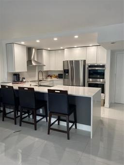 Picture of 3800 S Ocean Dr # 415, Hollywood, FL 33019