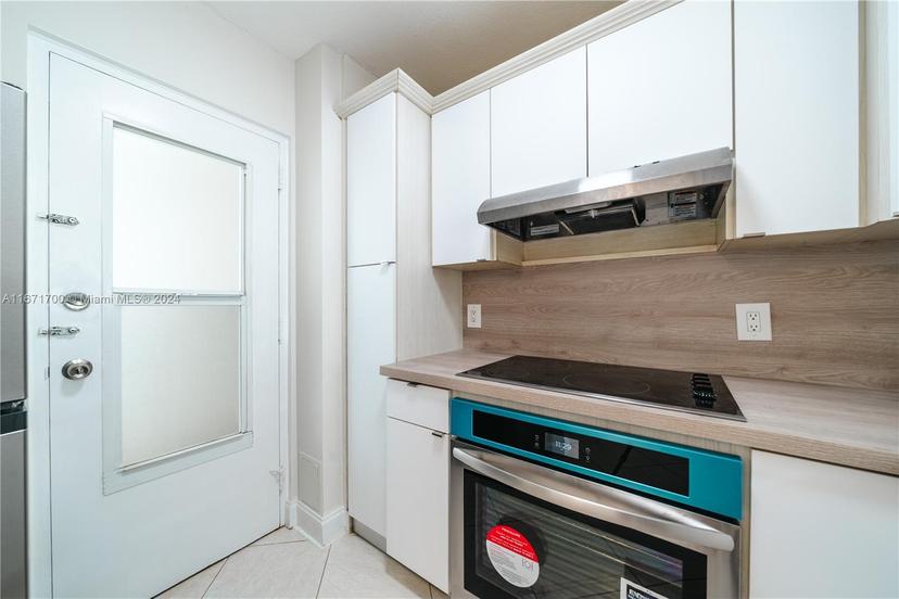 Picture of 2555 NE 11Th St # 310, Fort Lauderdale FL 33304