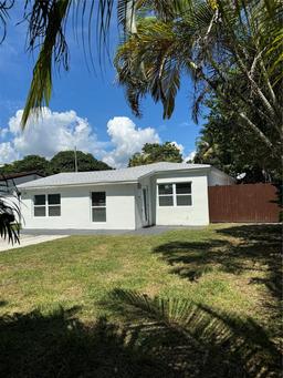 Picture of 1829 NE 176Th St, North Miami Beach, FL 33162