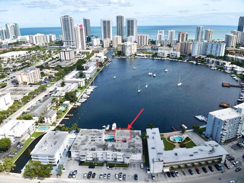 Picture of 462 Golden Isles Dr # 311, Hallandale Beach FL 33009