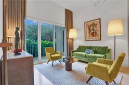 Picture of 20000 E Country Club Dr # 112, Aventura, FL 33180