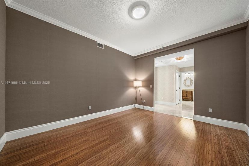 Picture of 801 S Olive Avenue # 602, West Palm Beach FL 33401