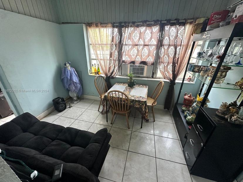 Picture of 18020 NW 2Nd Pl, Miami Gardens FL 33169