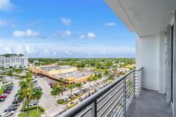 Picture of 1720 Harrison St # 9F, Hollywood, FL 33020