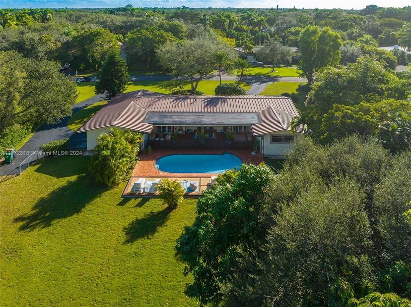 Picture of 11420 SW 80Th Rd, Pinecrest FL 33156
