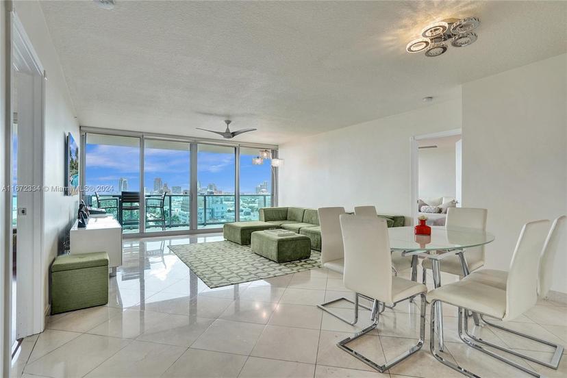 Picture of 1455 Ocean Dr # 1203, Miami Beach FL 33139