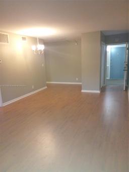Picture of 12 NE 19Th Ct # 206A, Wilton Manors, FL 33305