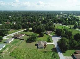Picture of 18 Pine Course Trak, Ocala, FL 34472