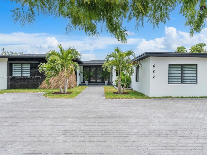 Picture of 420 N Shore Dr, Miami Beach FL 33141