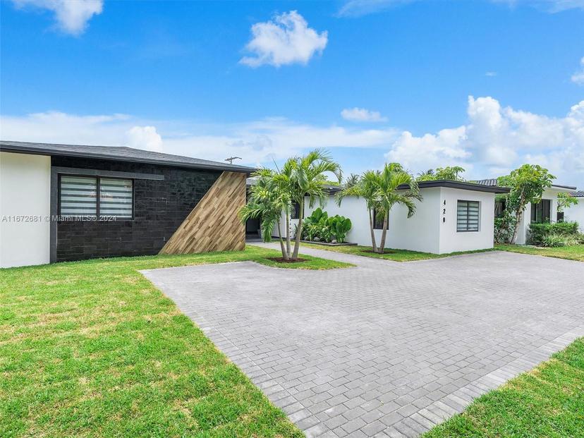 Picture of 420 N Shore Dr, Miami Beach FL 33141