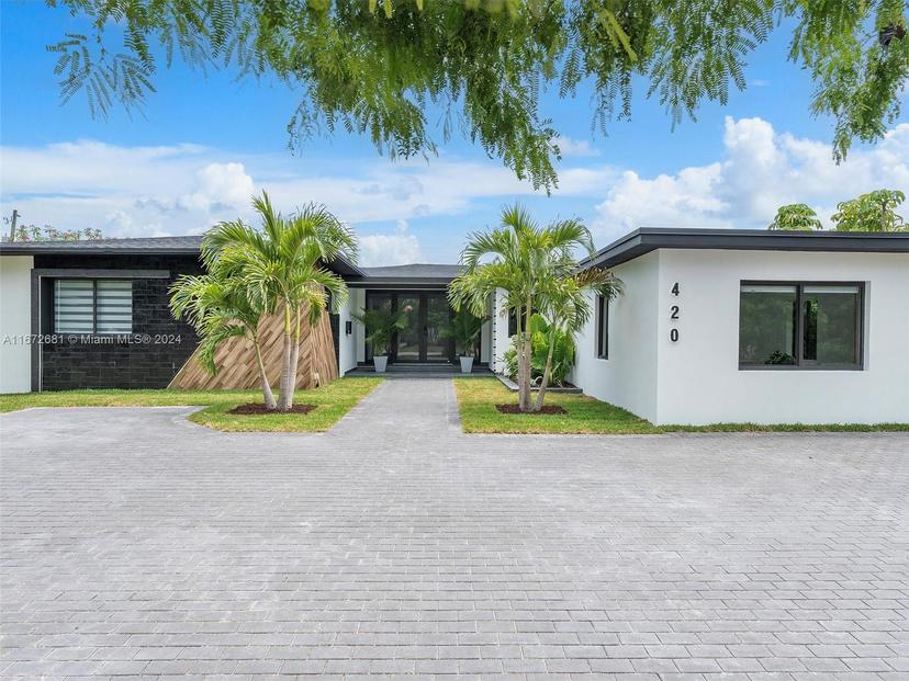 Picture of 420 N Shore Dr, Miami Beach FL 33141