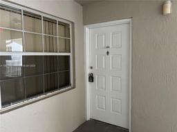 Picture of 2811 N Oakland Forest Dr # 309, Oakland Park, FL 33309