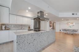 Picture of 21205 Yacht Club Dr # 2703, Aventura, FL 33180