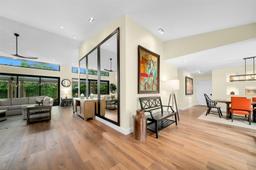 Picture of 11044 SW 77Th Ct Cir, Pinecrest, FL 33156