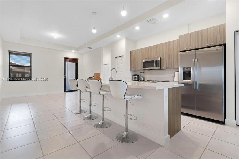 Picture of 8151 NW 104Th Ave # 31, Doral FL 33178