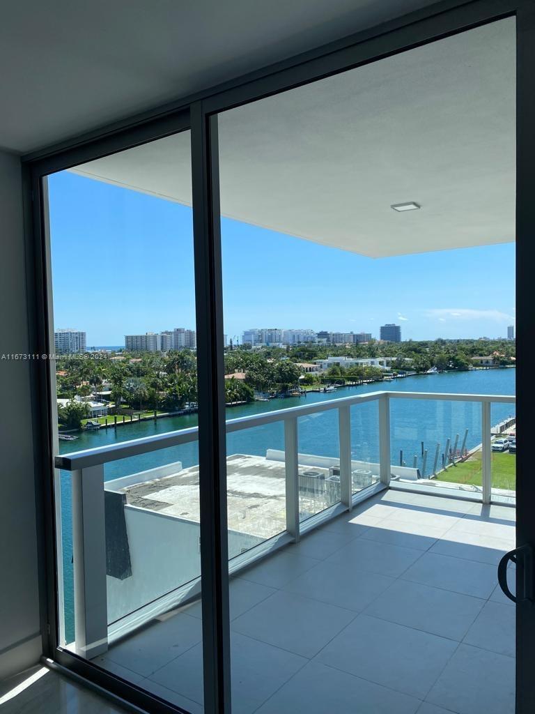 Picture of 9521 E Bay Harbor Dr # 605, Bay Harbor Islands FL 33154