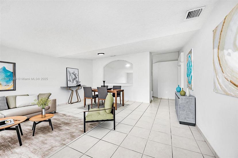Picture of 970 SW 143Rd Pl, Miami FL 33184