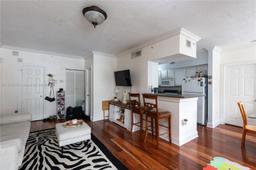 Picture of 11631 SW 2Nd St # 20206, Pembroke Pines, FL 33025