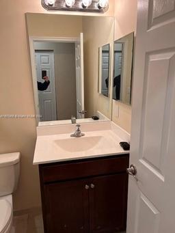 Picture of 140 SE 6Th Rd # 0, Homestead, FL 33030