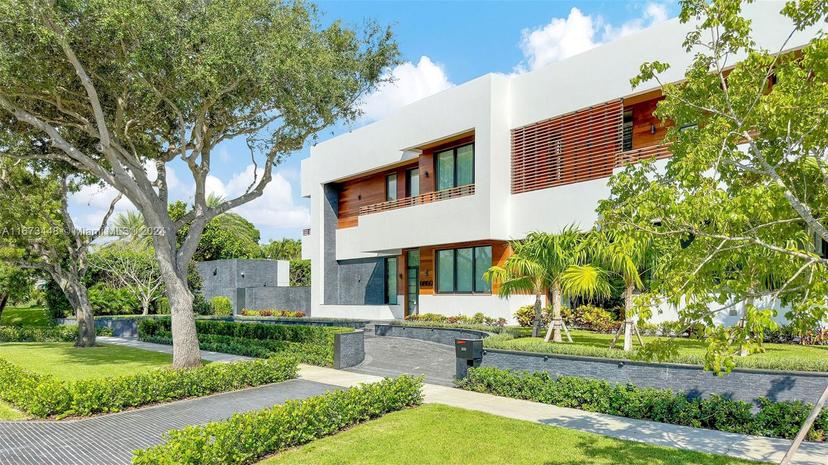 Picture of 9860 NE 5Th Avenue Rd, Miami Shores FL 33138