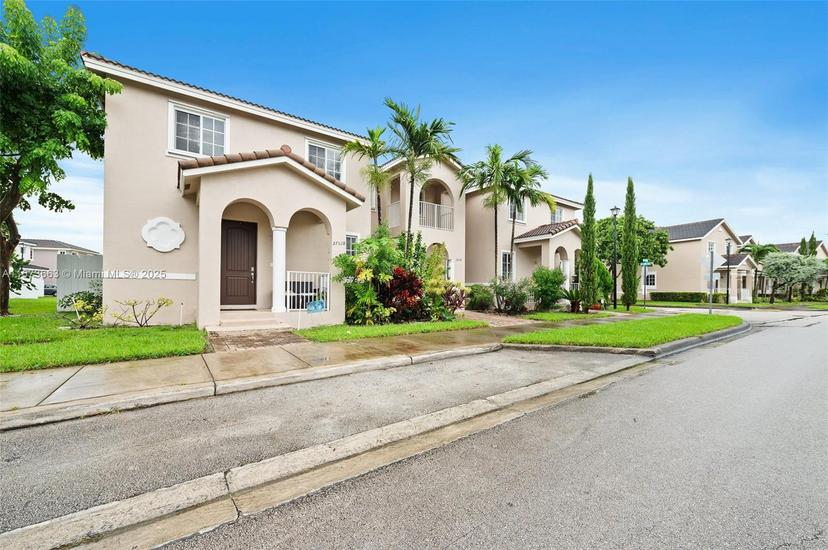 Picture of 27518 SW 143Rd Ave, Homestead FL 33032