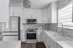 Picture of 5470 W 9Th Ln, Hialeah, FL 33012
