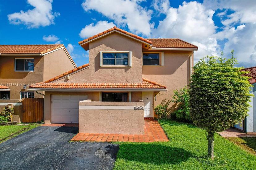 Picture of 15151 SW 94Th Ter, Miami FL 33196