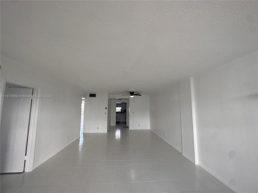 Picture of 3181 S Ocean Dr # 501, Hallandale Beach FL 33009