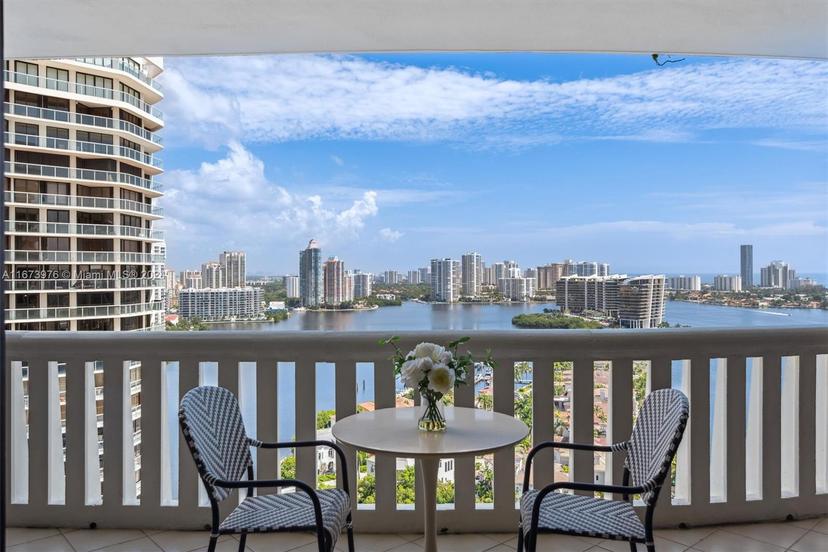 Picture of 3000 Island Blvd # 2404, Aventura FL 33160
