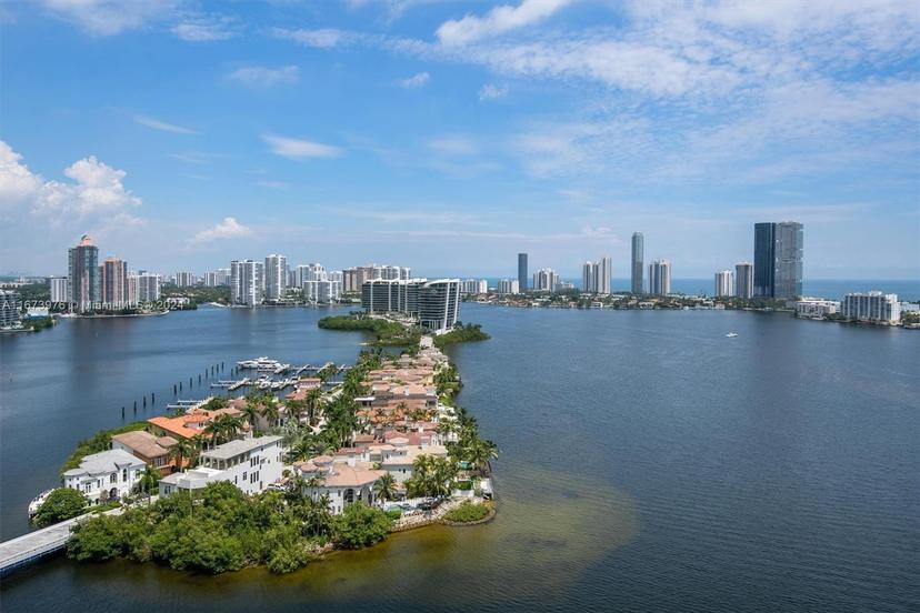 Picture of 3000 Island Blvd # 2404, Aventura FL 33160