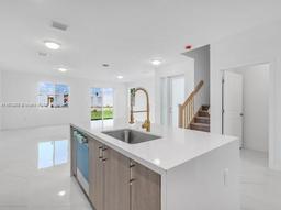 Picture of 22577 SW 125 Avenue # B, Miami, FL 33170