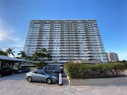 Picture of 1965 S Ocean Dr # 4D, Hallandale Beach, FL 33009