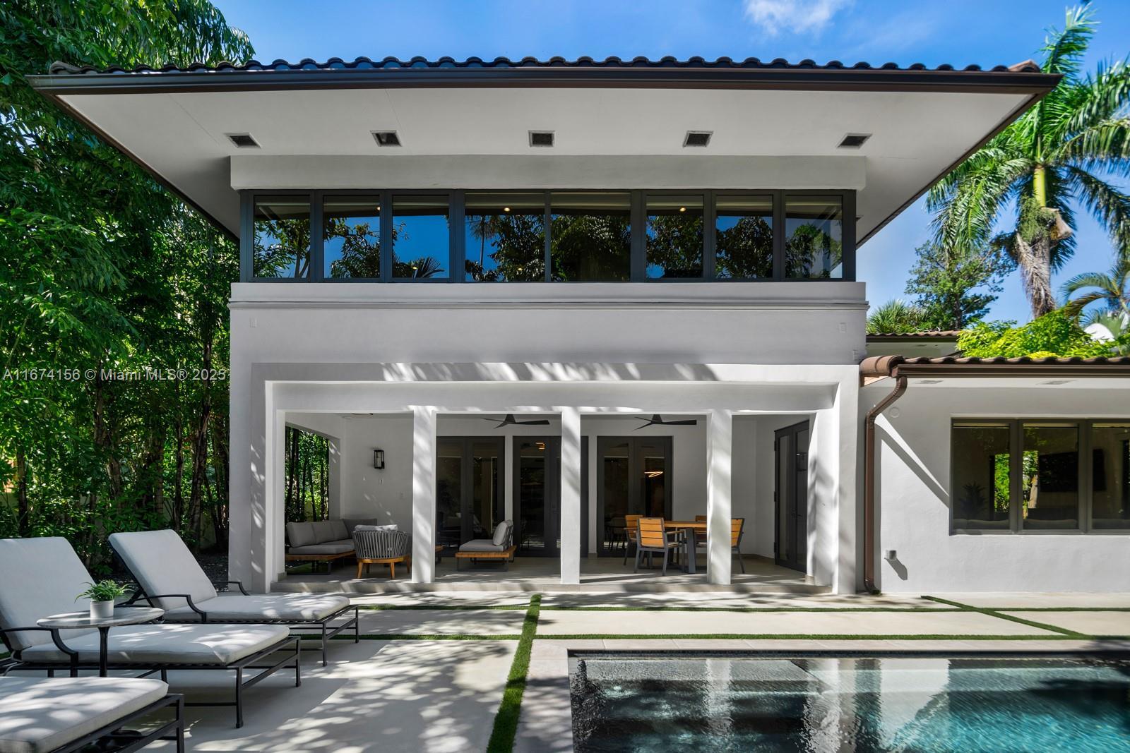 Picture of 5735 N Bay Rd, Miami Beach, FL 33140