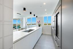 Picture of 650 West Ave # 1101, Miami Beach, FL 33139