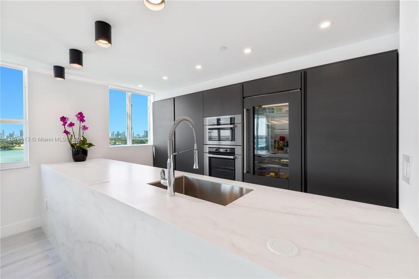 Picture of 650 West Ave # 1101, Miami Beach FL 33139